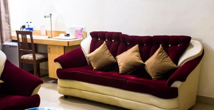 Hotel Phoenix Koregaon Park Пуне Екстер'єр фото